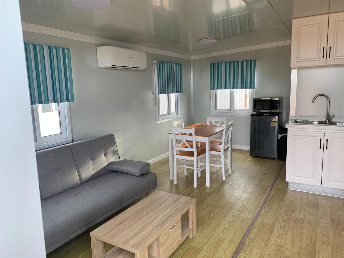 White Cliffs Self Contained Cabin Accommodation Ngoại thất bức ảnh
