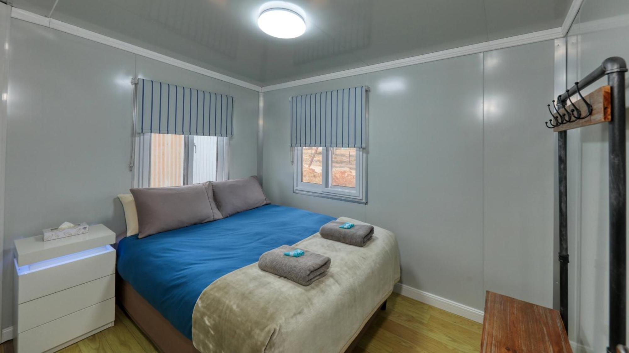 White Cliffs Self Contained Cabin Accommodation Ngoại thất bức ảnh