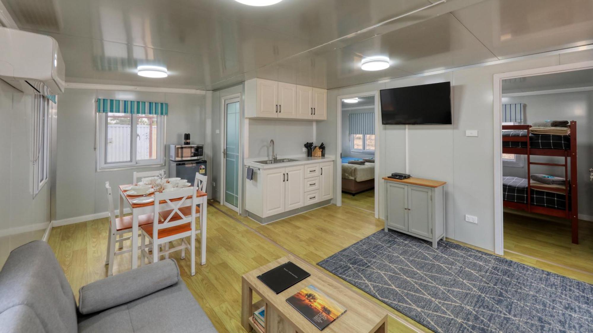 White Cliffs Self Contained Cabin Accommodation Ngoại thất bức ảnh